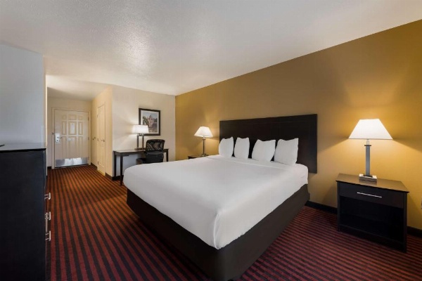  Best Western Salinas Valley Inn & Suites image 26